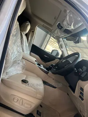 Toyota Land Cruiser 2023 White