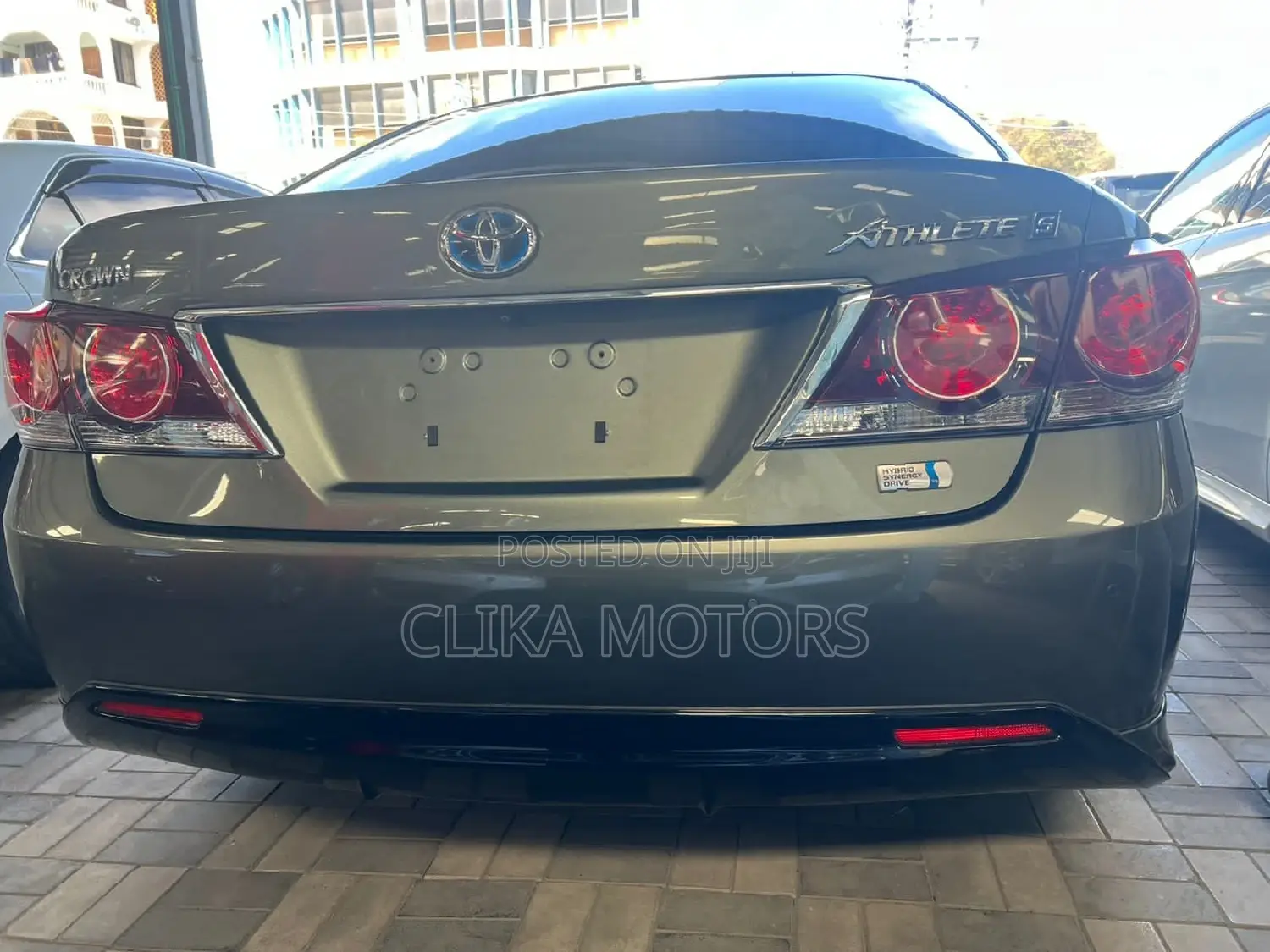 Toyota Crown 2016 Green