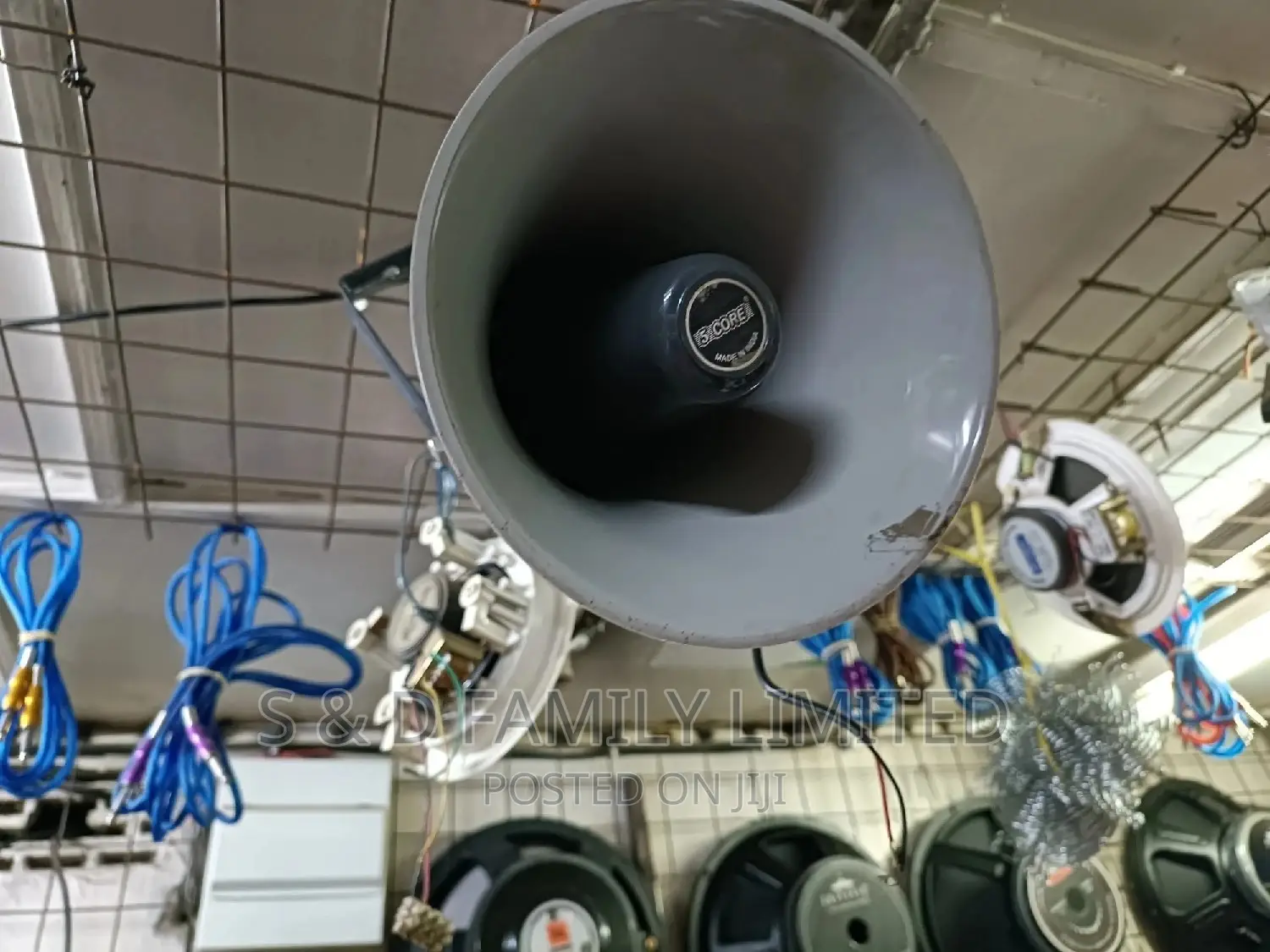 Grey 5 Core Horn Speaker