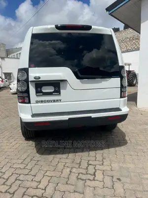 Land Rover Discovery 2016 Pearl