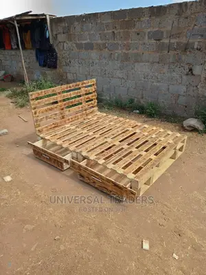 Pallet Bed With Big Drawers - 5*6 Pallet Bed