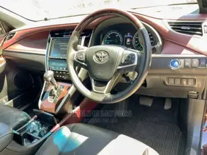 Toyota Harrier 2.5 Hybrid 4WD 2016 Brown
