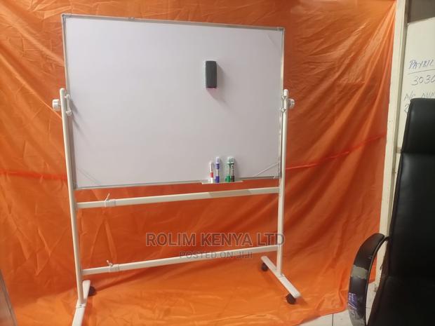 Executive Wheeled Stand With Whiteboard 3ftx4ft - main view