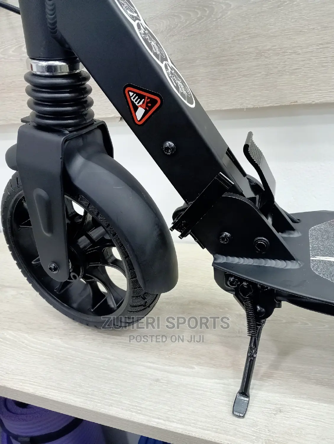 Foldable Urban Scooter  Dual Shock Absorbers, Disk Brakes