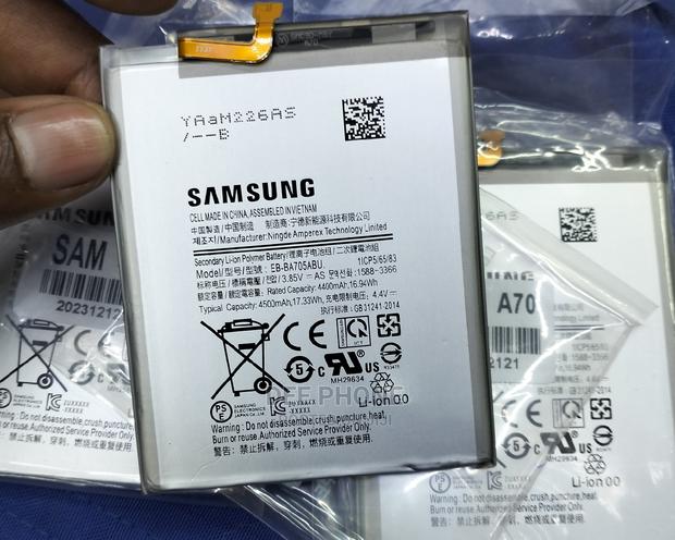 Samsung A70 Phone Batteries - thumbnail 2