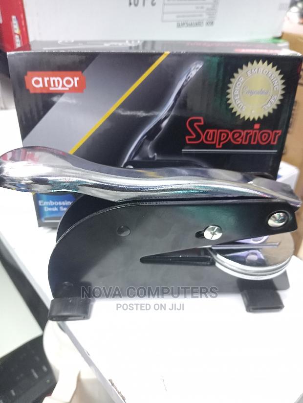 Embossing Desktop Seal - main view