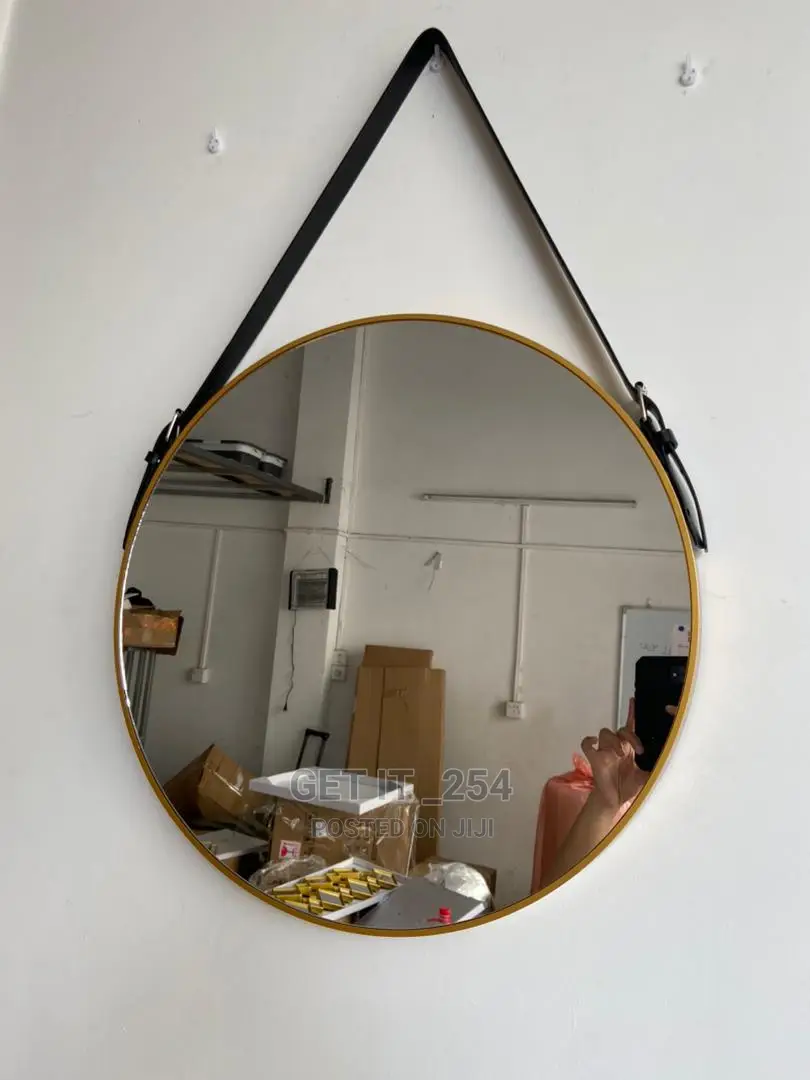 Nordic Wall Mirror
Size 50cm