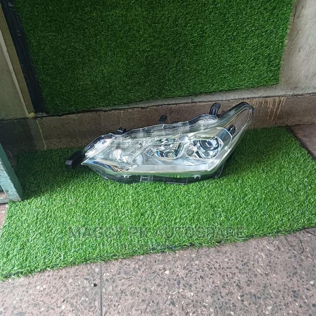 Toyota Fielder 165 2015 Headlight Non Xenon