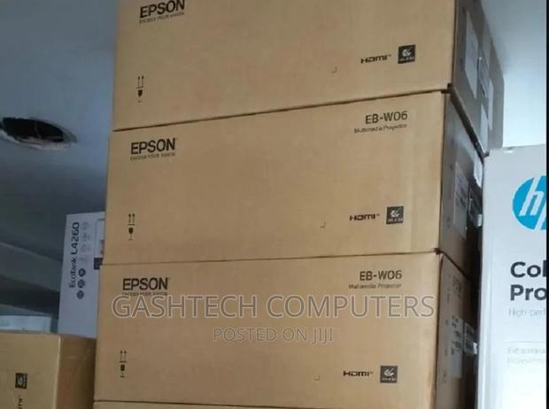 EB-W06 Epson EB-W06 Projector LCD ~^° - thumbnail 2