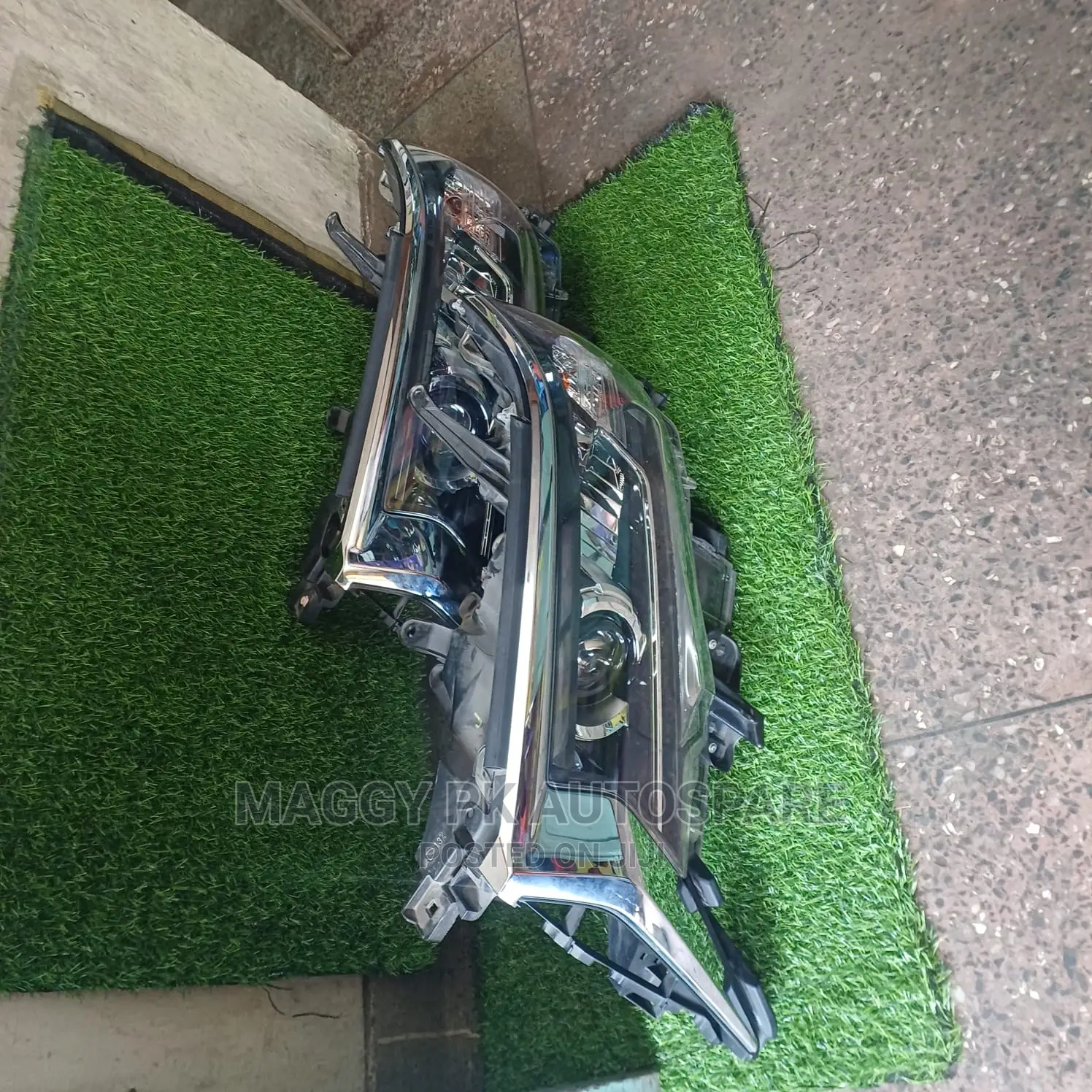 Toyota Prado 165 Headlight Xenon
