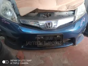 Honda Fit Shuttle Nosecut