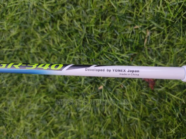 Yonex Badminton Racket Gr- 340 With Bag - thumbnail 2