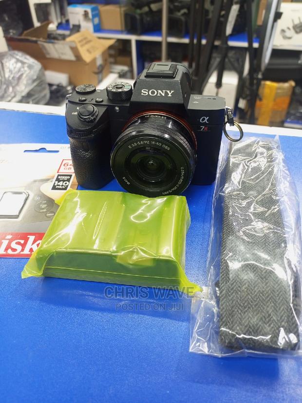 Sony A7riii With 42 Megapixel and 128GB Card - thumbnail 5
