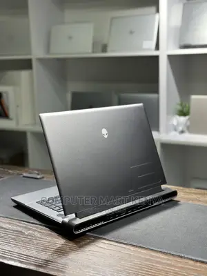 New Laptop Dell Alienware M15 32GB Nvidia SSD 2T