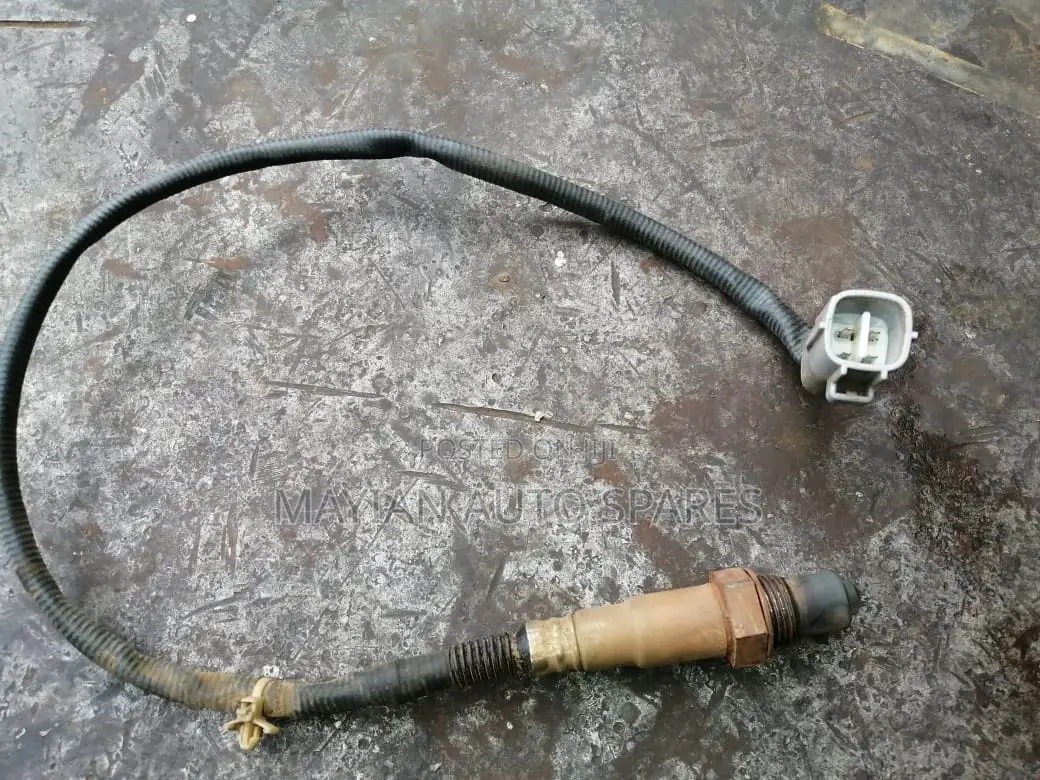 Oxygen Sensor for Mitsubishi Colt.