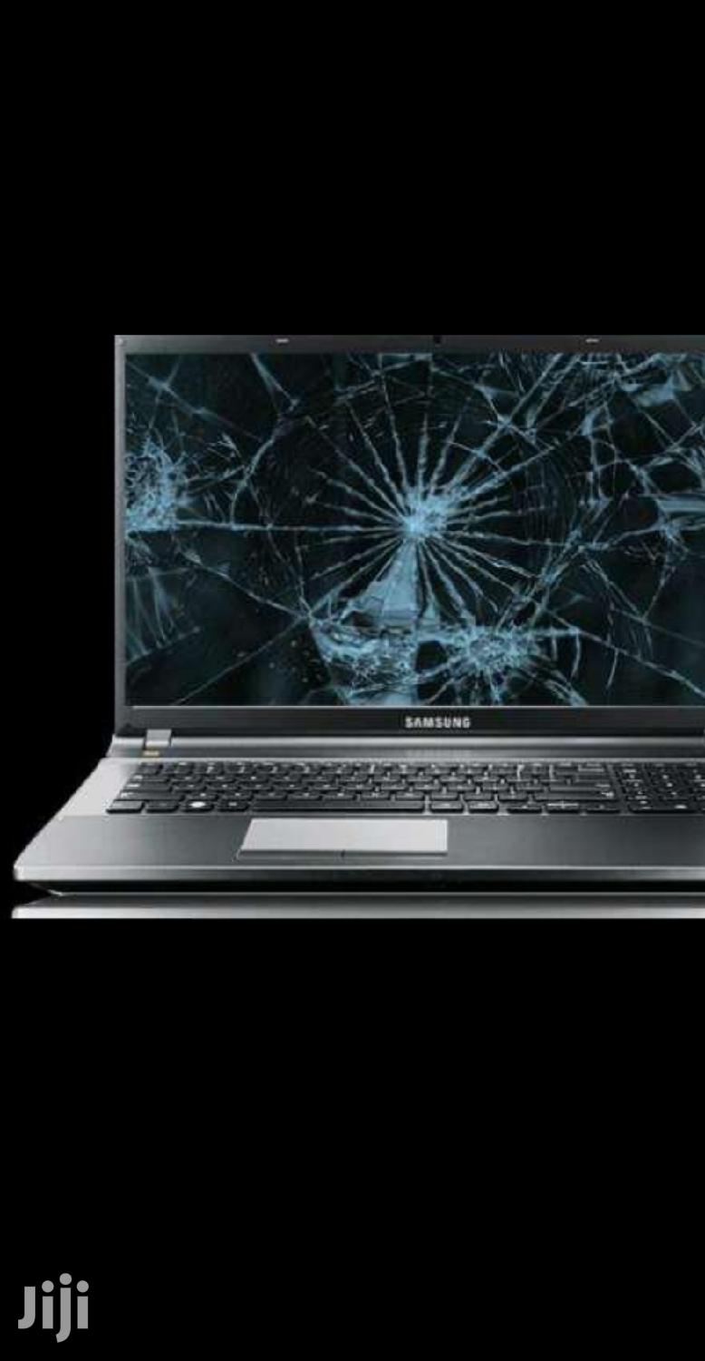 Laptops Screens