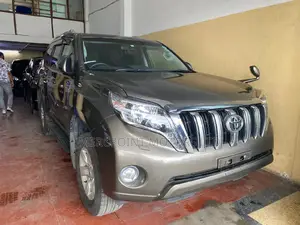 Toyota Land Cruiser Prado 2016 Gray