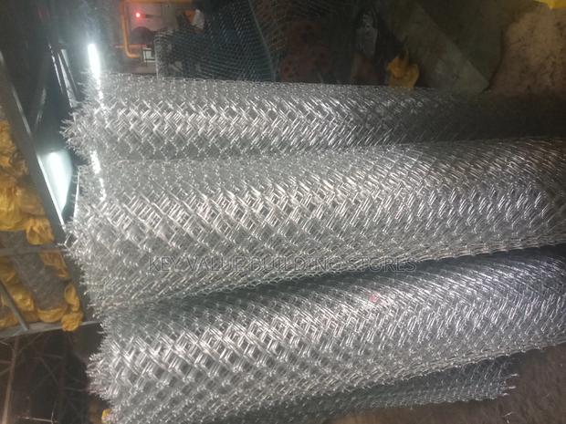Galvanized Chainlink Medium Guage (12.5) 6fts Height