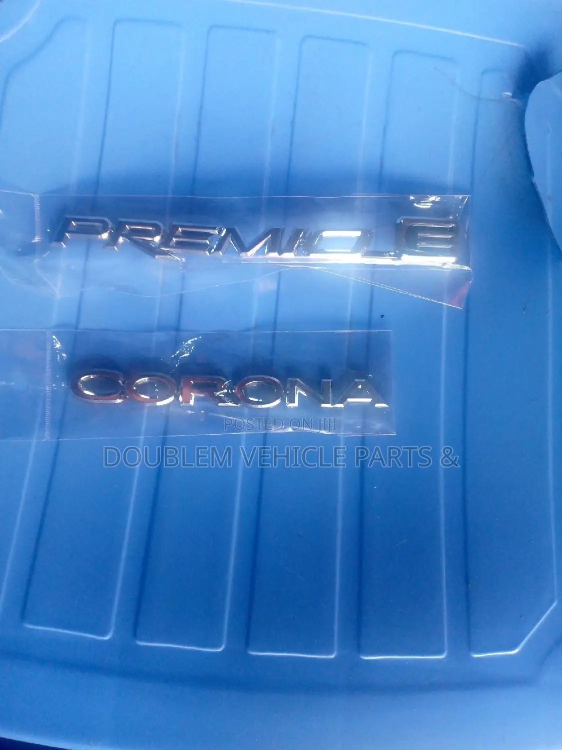 Emblem Logo Name Premio 199 Nyoka,Emblem Logo CORONA
