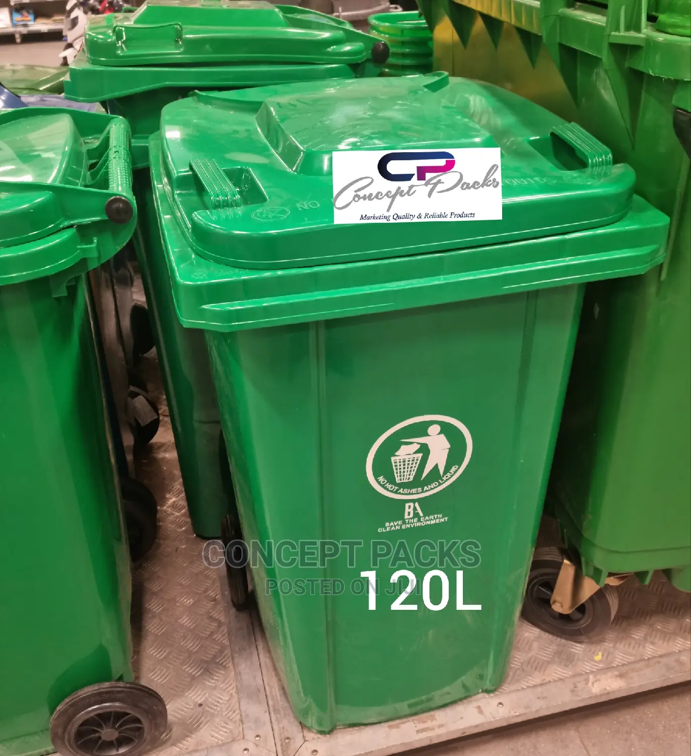 120ltrs Green Garden Bin With Wheels.