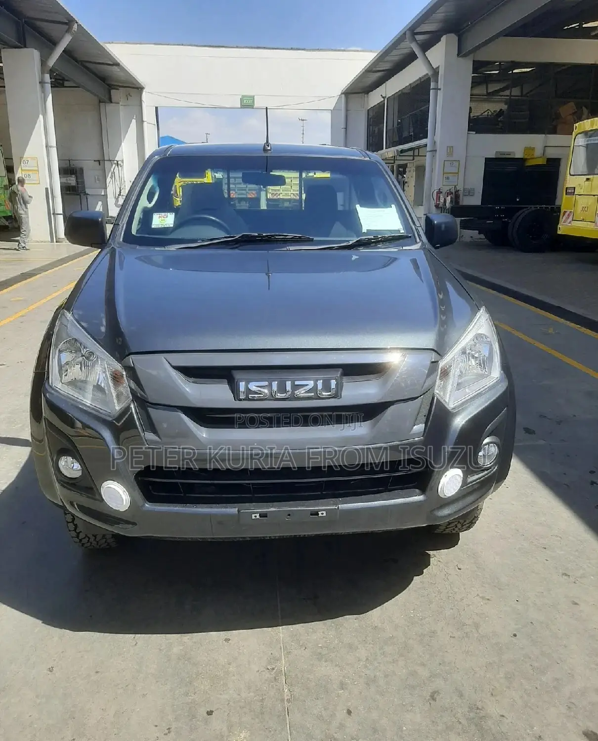 New Isuzu D-MAX 2023 Gray