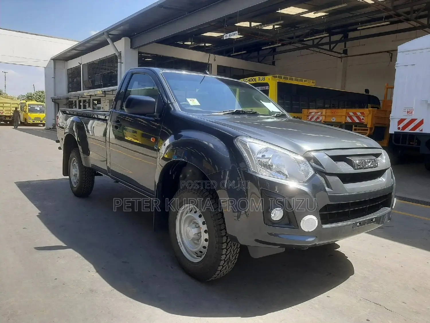 New Isuzu D-MAX 2023 Gray