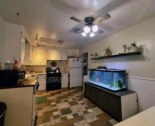 Kitchen Back Aquarium - main view
