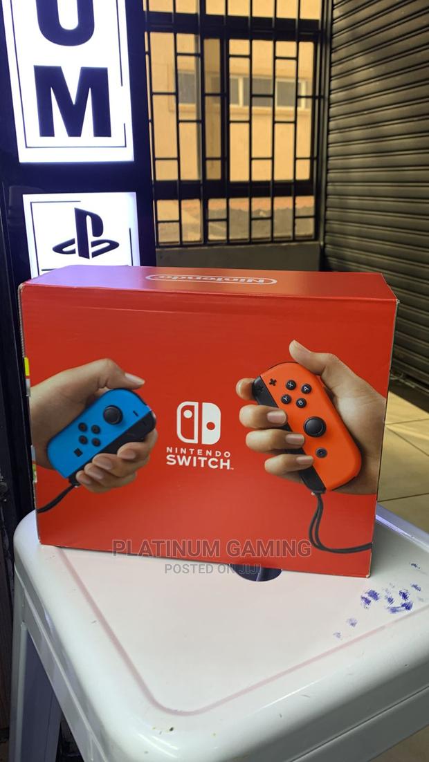 Nintendo Switch - thumbnail 3