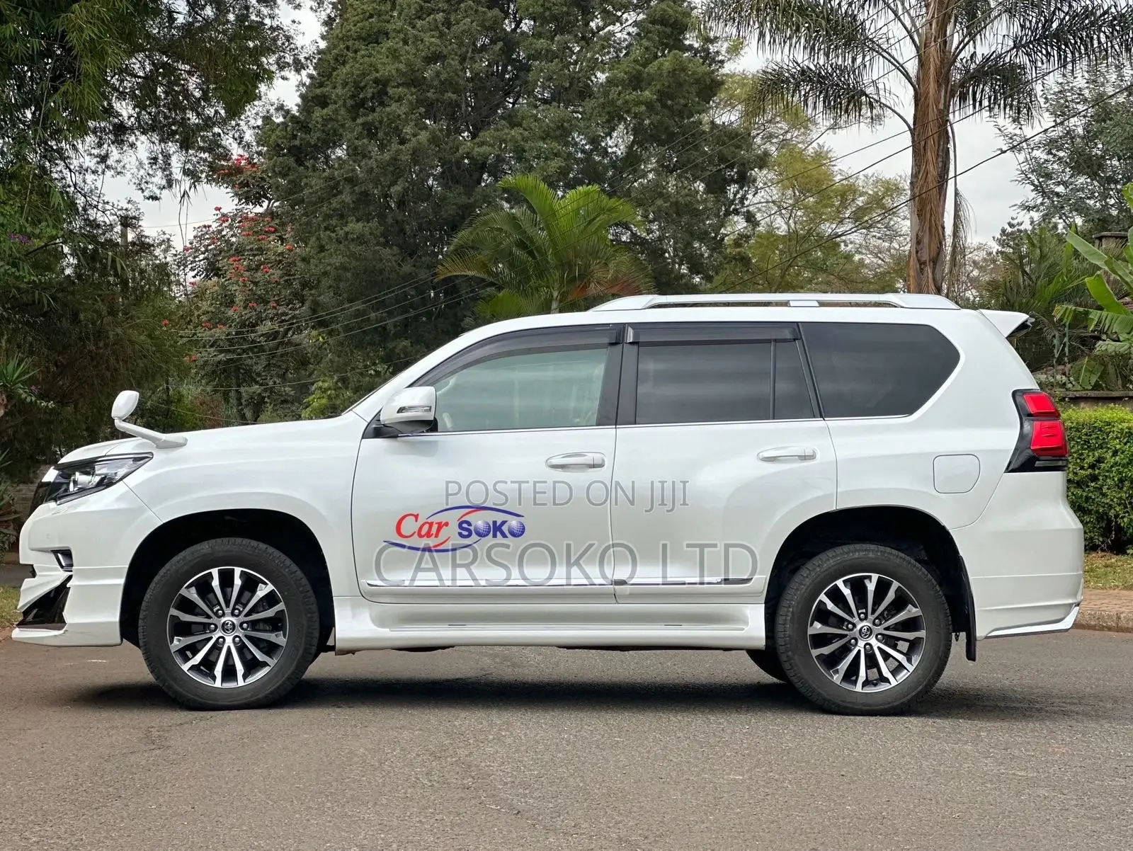 Toyota Land Cruiser Prado 2.8 2018 Pearl