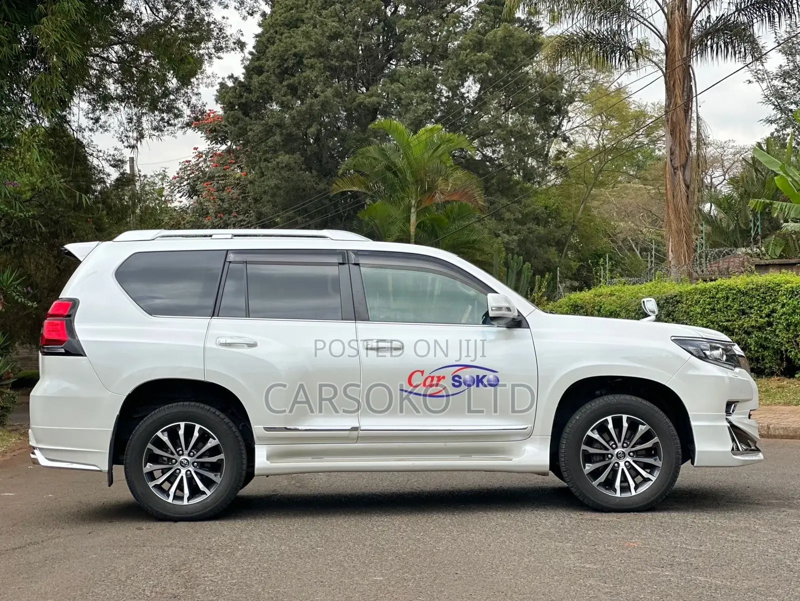 Toyota Land Cruiser Prado 2.8 2018 Pearl