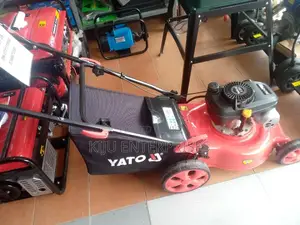 Lawnmower 4hp,Petrol and One Year Warranty
