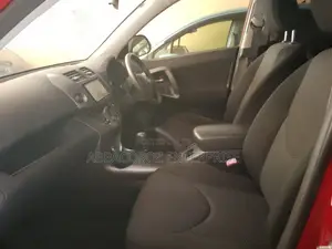Toyota RAV4 2016 Red