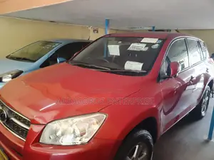 Toyota RAV4 2016 Red