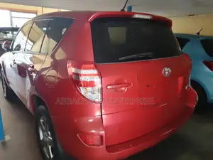 Toyota RAV4 2016 Red