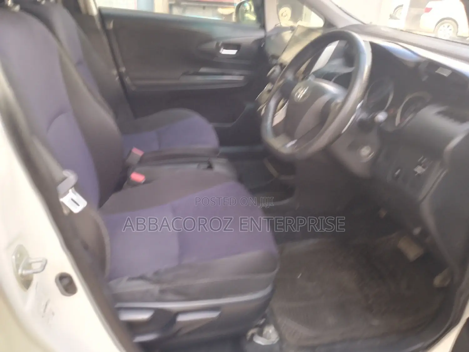 Toyota Wish 2012 White