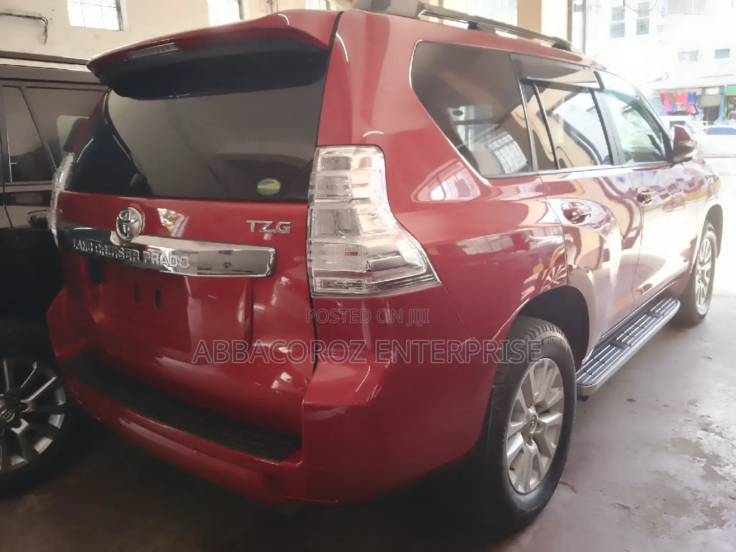 Toyota Land Cruiser Prado 2017 Red