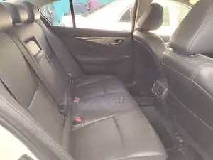 Nissan Skyline 2016 Pearl