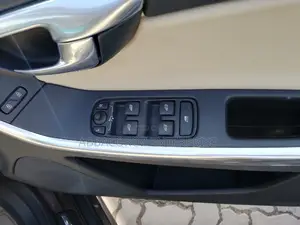 Volvo XC60 2016 Brown