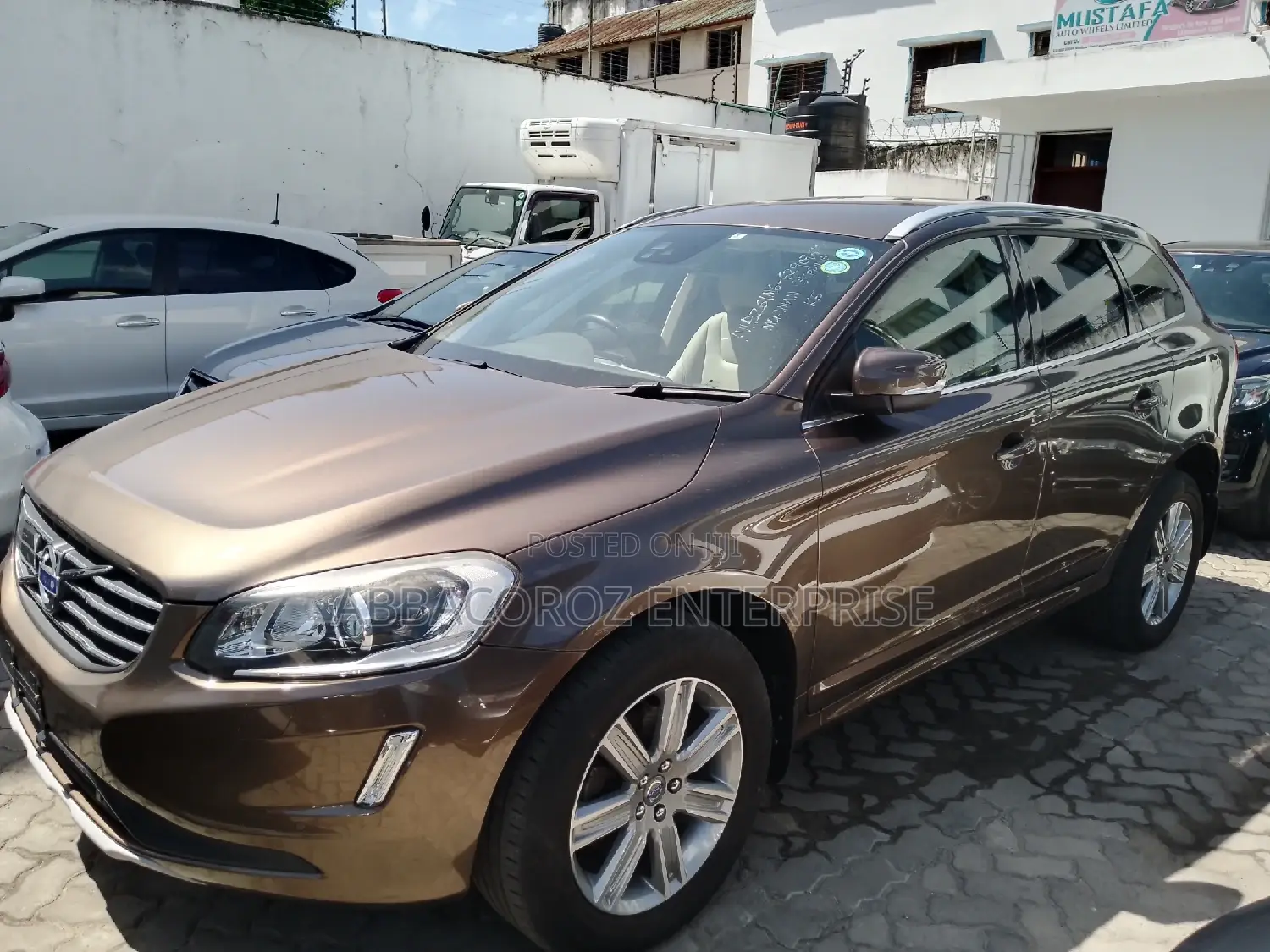 Volvo XC60 2016 Brown