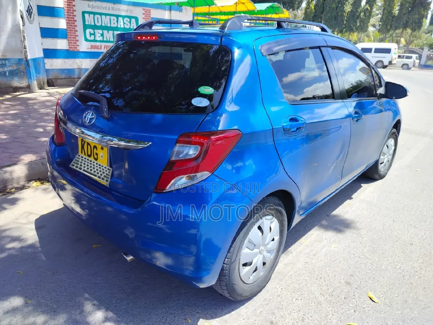 Toyota Vitz 2015 Blue