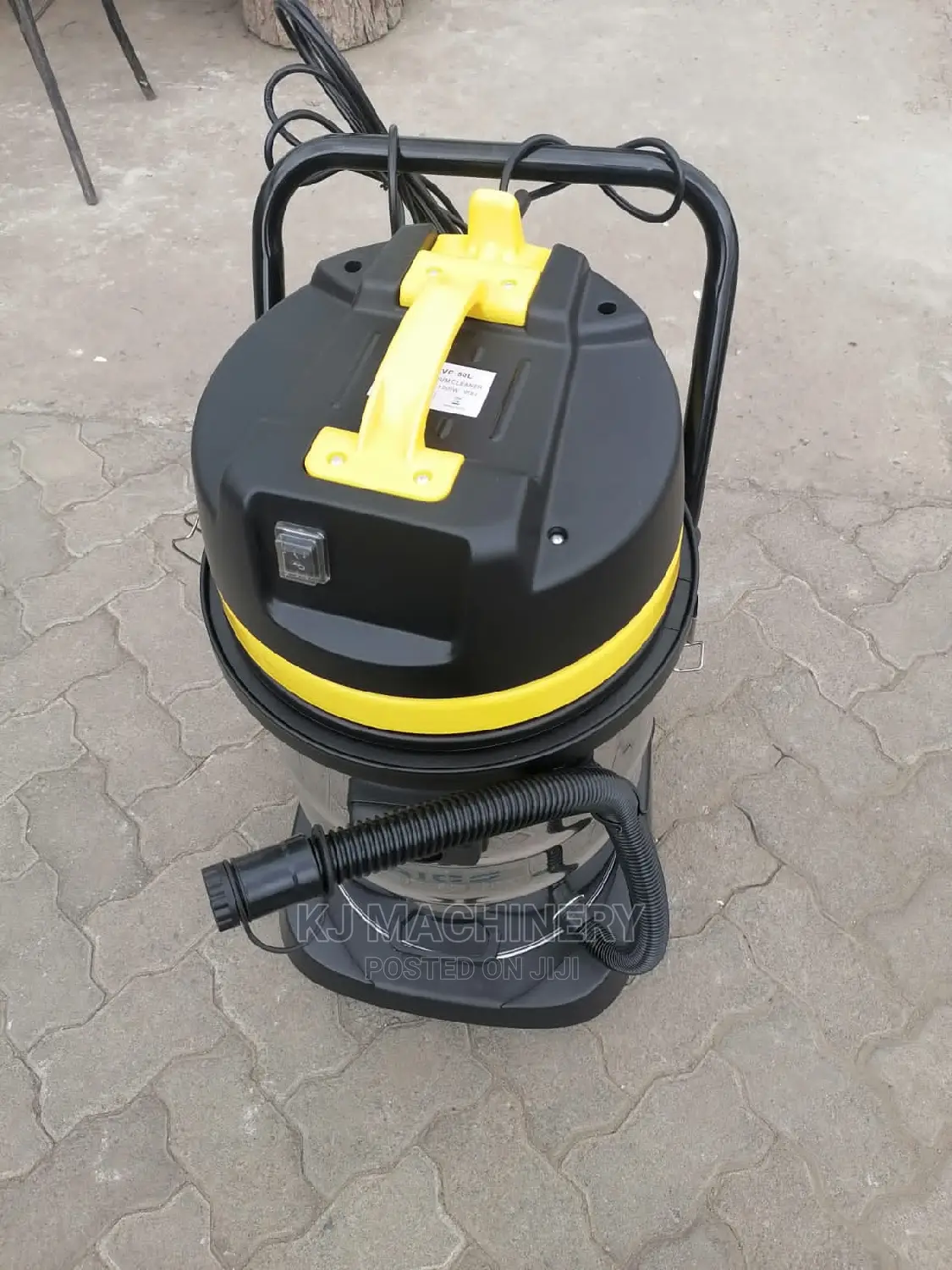 Wet and Dry Vacuum Cleaner-50litres-220v-240v