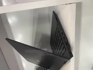 Laptop HP Omen 15 16GB AMD Ryzen 7 SSD 512GB
