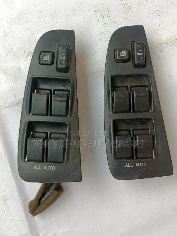 Toyota Avensis Main Door Switch - thumbnail 3