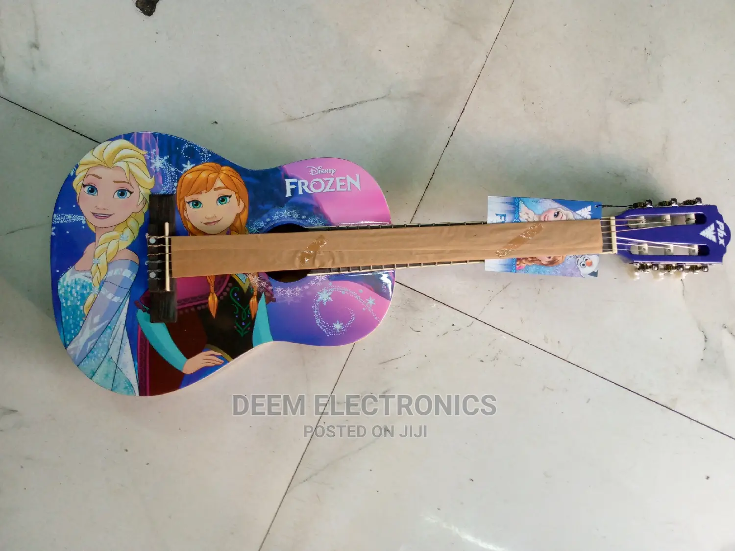 Disney Frozen Theme Learners Guitar Size 34"