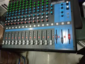 CTOP Mg16xu Plain Music Mixer