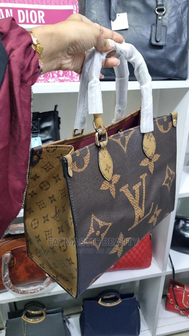 Quality Handbag Lv - main view