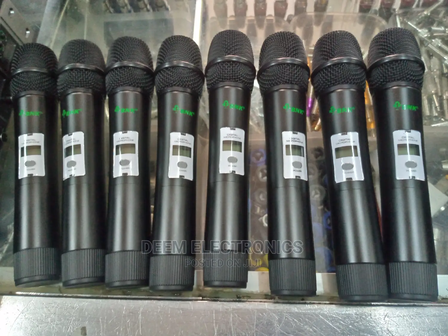 UHF Digital Wireless Microphone BNK -E800