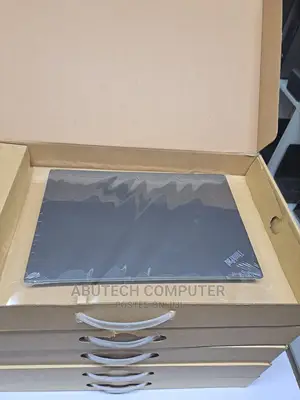 New Laptop Lenovo ThinkPad X280 8GB Intel Core I5 SSD 256GB