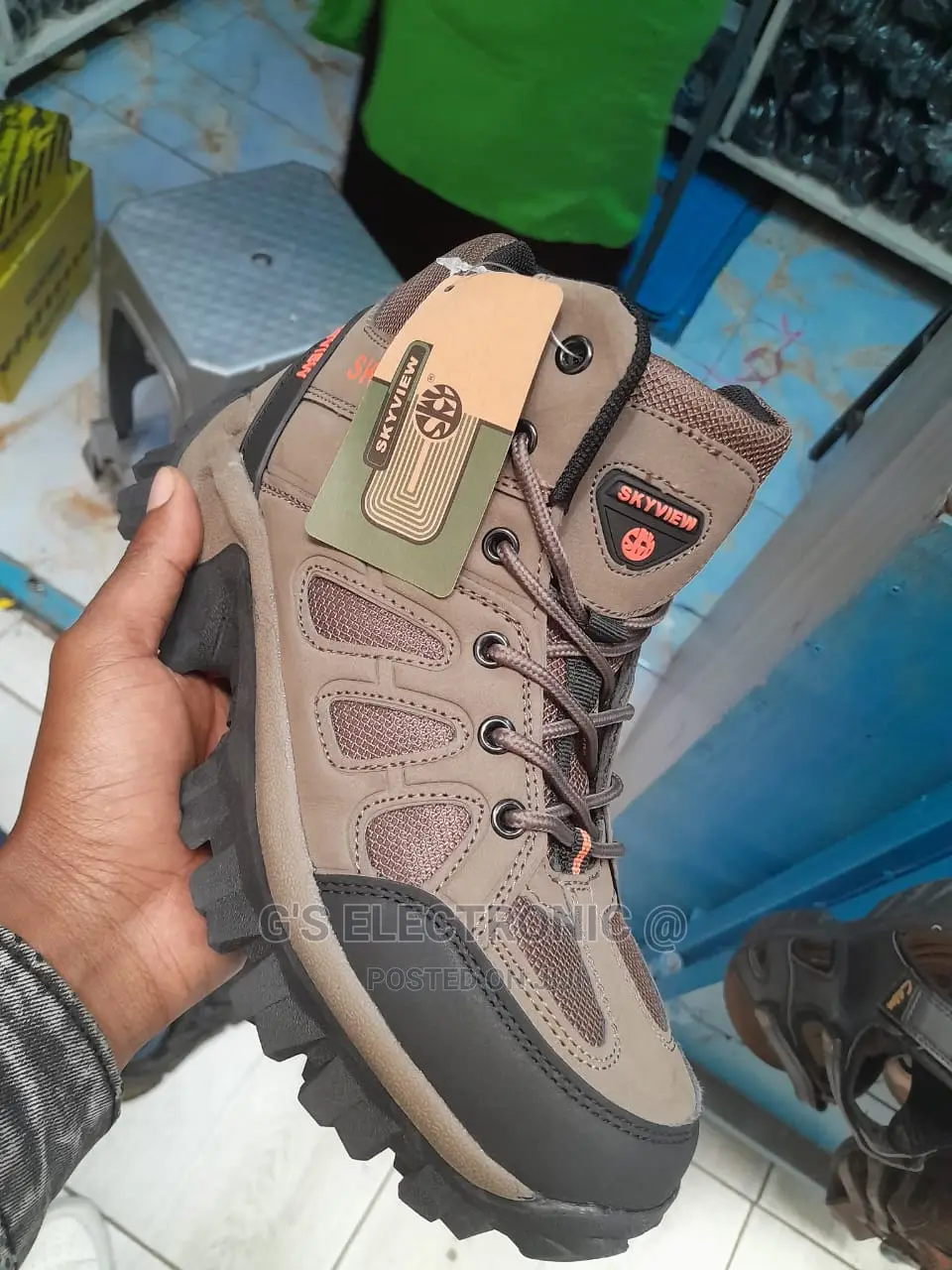 Hiking Boots( Size 40-45 Skyviwe New)