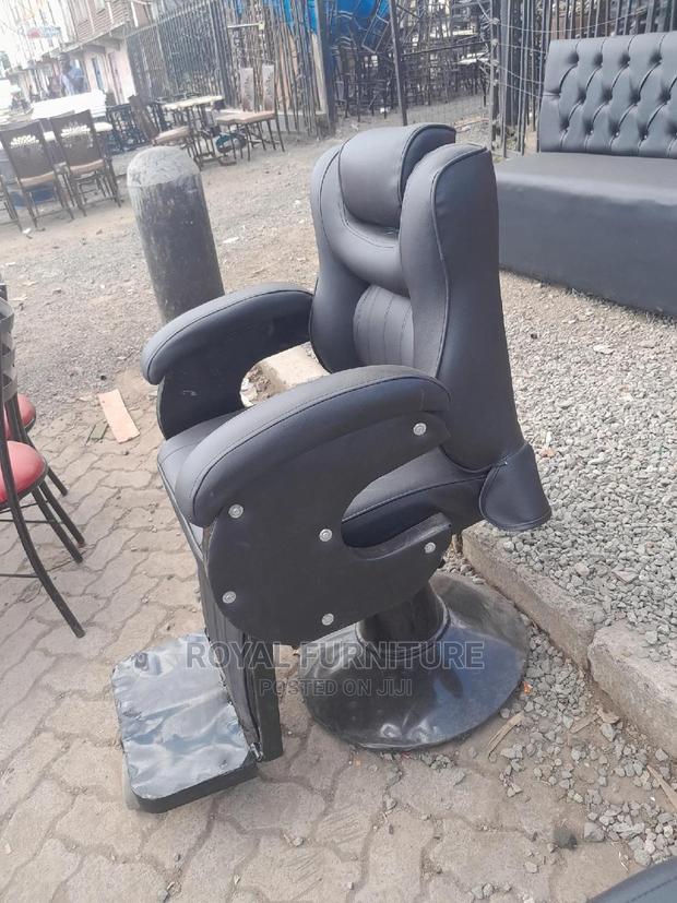 Black Kinyozi Seats - thumbnail 2